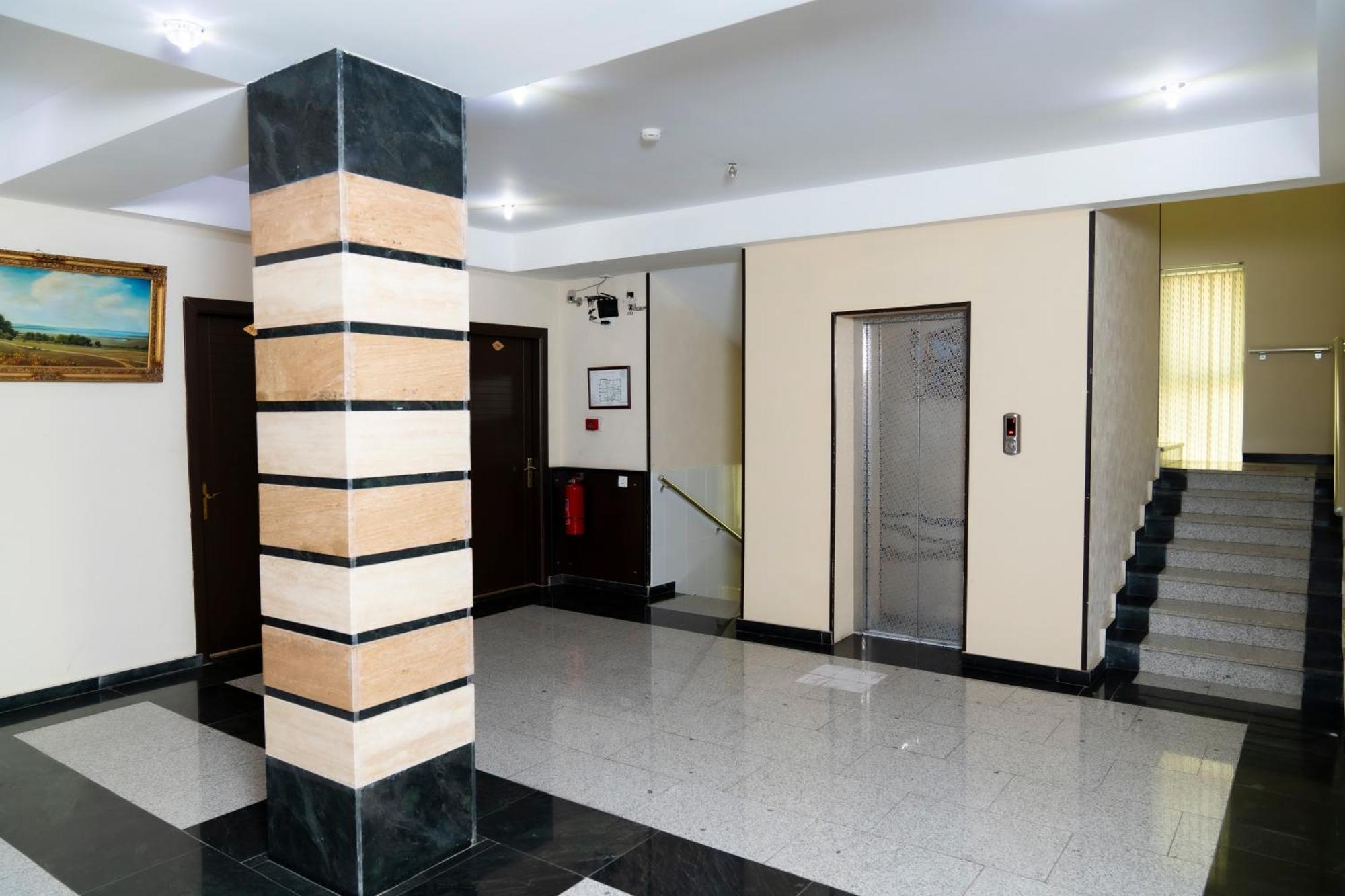 Aef Hotel Баку Экстерьер фото