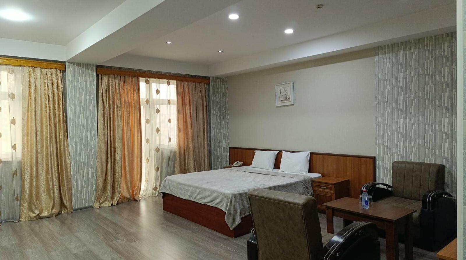 Aef Hotel Баку Экстерьер фото
